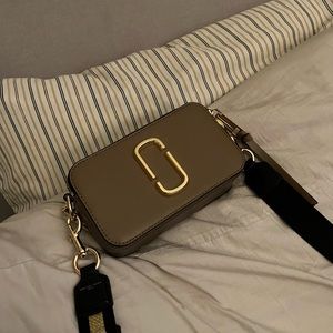 Marc by marc jacobs snapshot bag